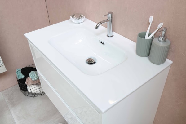 Modern plumbing fixture installation